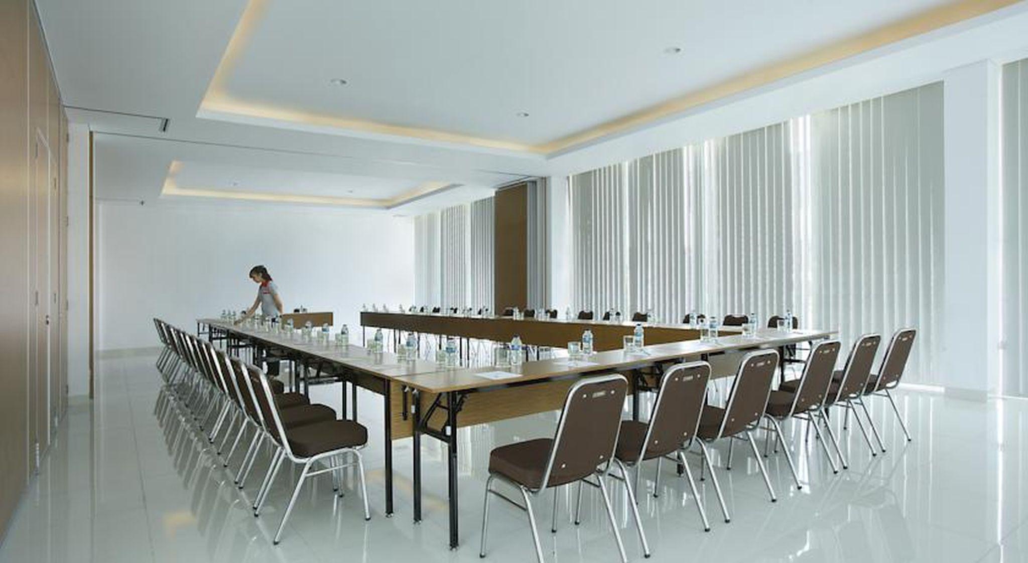 Amaris Hotel Embong Malang - סוראבאיה מראה חיצוני תמונה
